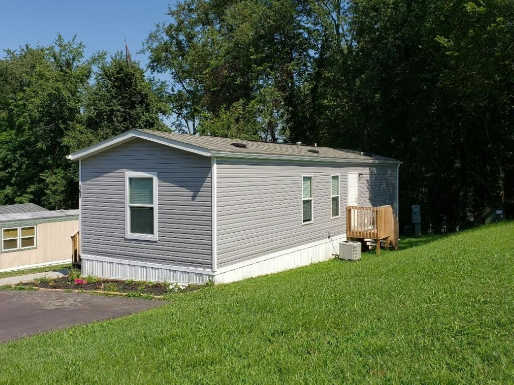 924 Independence Hill, Morgantown, WV 26508