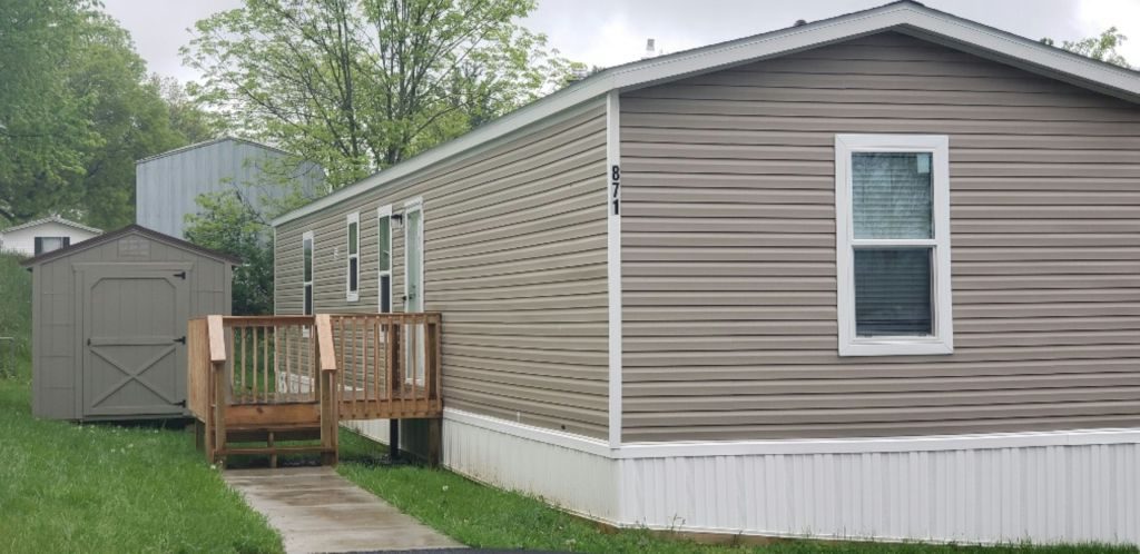 871 Independence Hill Morgantown, WV 26508