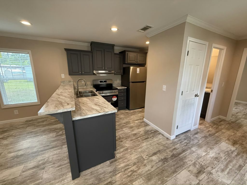 10201 W Beaver St #319 Jacksonville, FL 32220